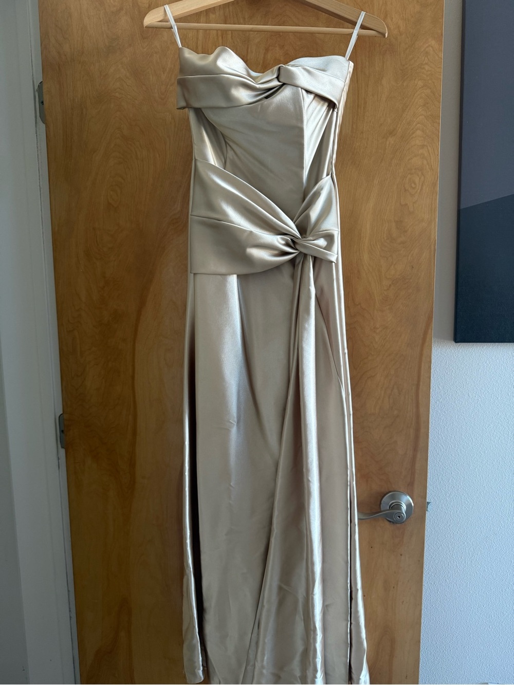 Jessica McClintock Gold Satin Strapless Evening Gown